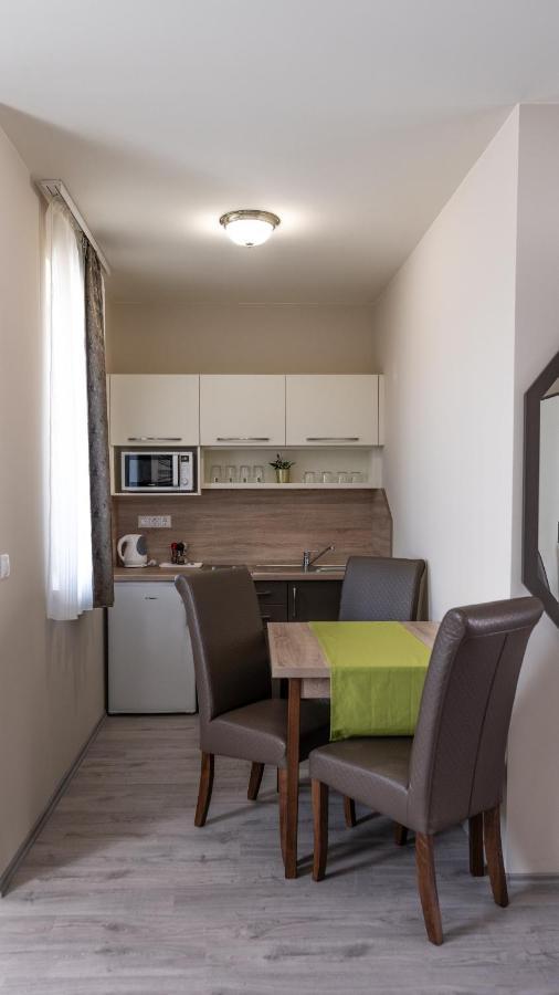 لينتي Fonix Apartman المظهر الخارجي الصورة