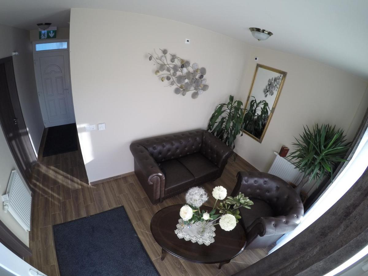 لينتي Fonix Apartman المظهر الخارجي الصورة